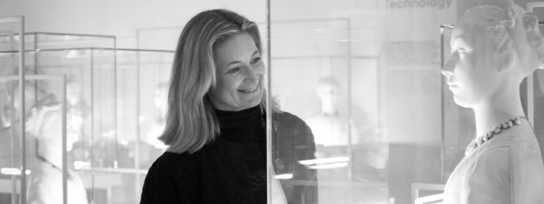 Alba Cappellieri is currently a professor of jewellery design at the Milan Polytechnic and a reference figure in the jewellery fashion