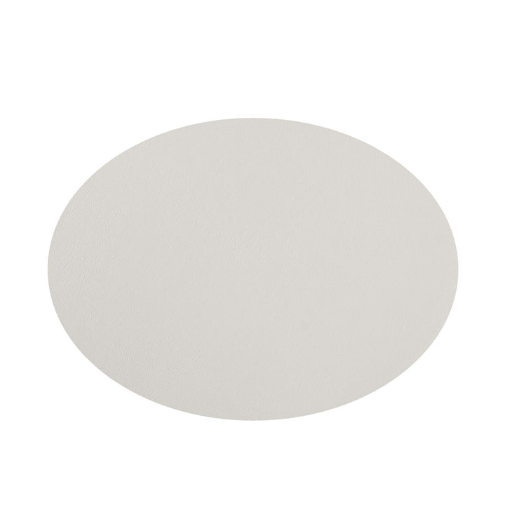 Individual ovalado de cuero y anillos para servilletas BOTTEGA por Ekaterina Borovkova para ADJ STYLE