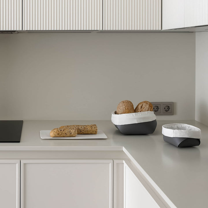 Cesto per Pane in Pelle con Sacchetto di Cotone - Set da 2 di Ekaterina Borovkova per ADJ STYLE