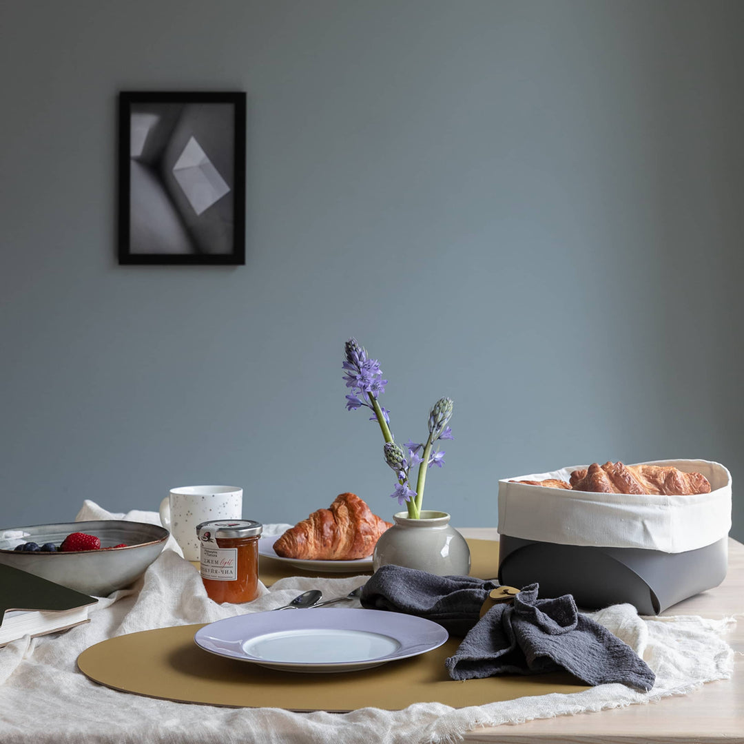 Cesto per Pane in Pelle con Sacchetto di Cotone - Set da 2 di Ekaterina Borovkova per ADJ STYLE