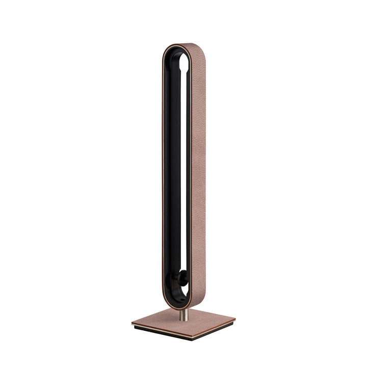 Porte-capsule en cuir par Ekaterina Borovkova pour ADJ STYLE