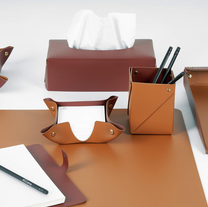 Ensemble de bureau en cuir – Plateau à papier et porte-stylo par Ekaterina Borovkova pour ADJ STYLE