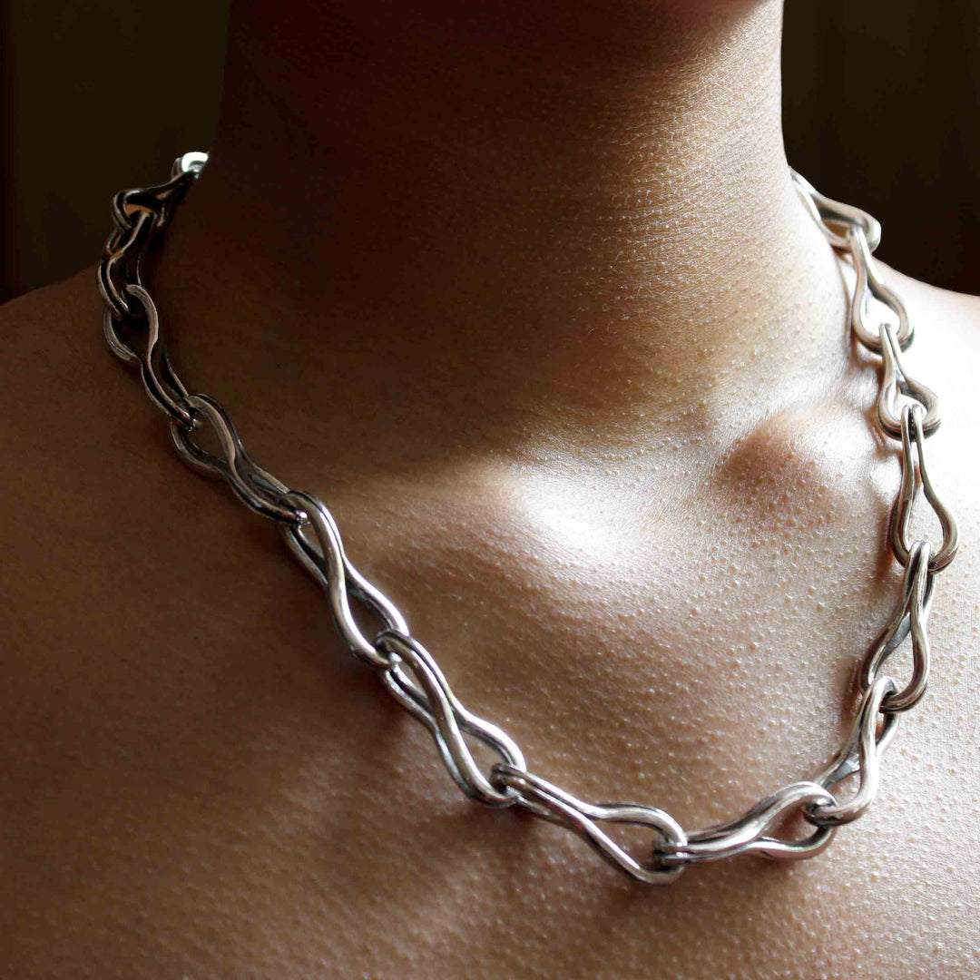 Necklace SELF LOOP by Matali Crasset for San Lorenzo 01