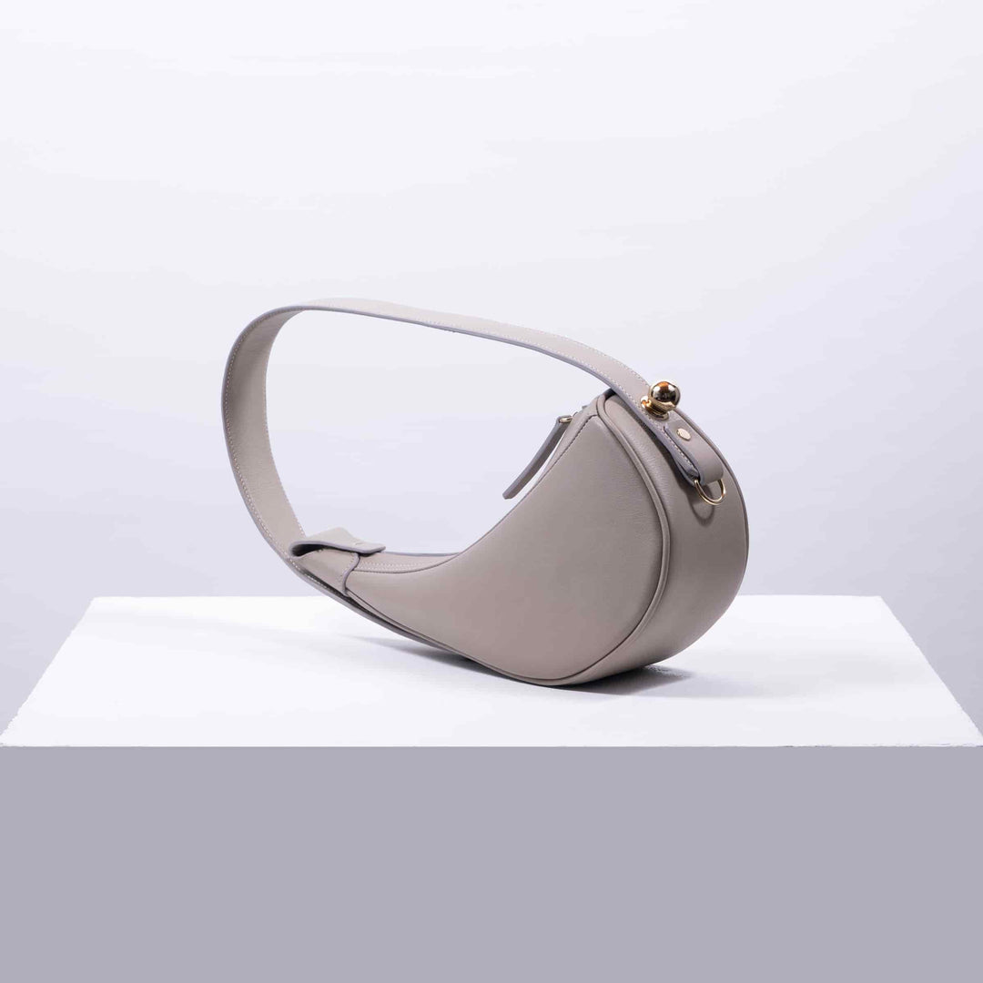 Sac bandoulière en cuir ACQUA par MARCO Atelier