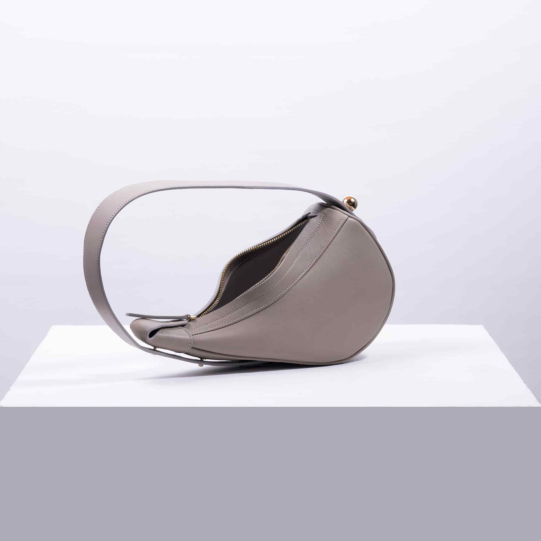 Sac bandoulière en cuir ACQUA par MARCO Atelier