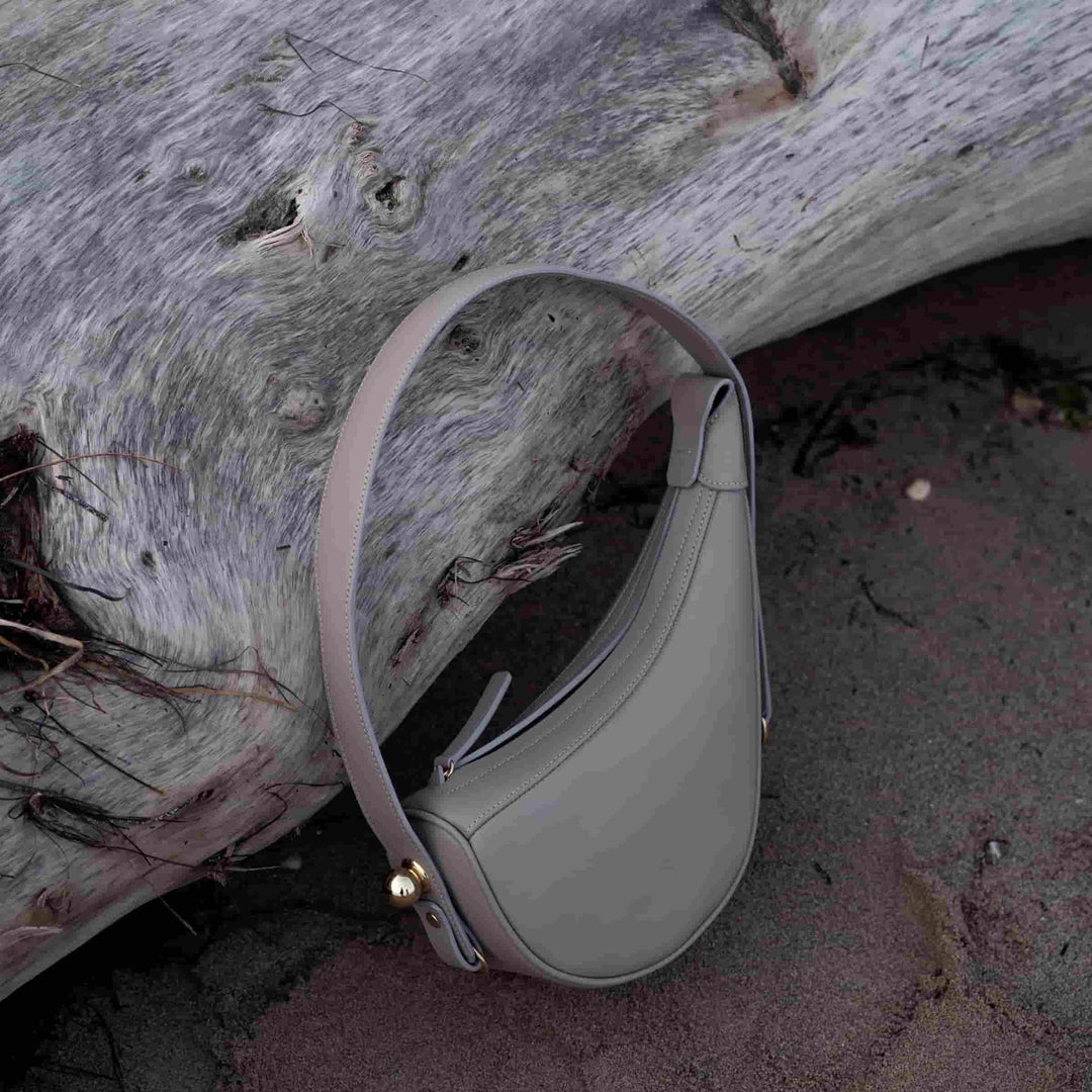 Sac bandoulière en cuir ACQUA par MARCO Atelier