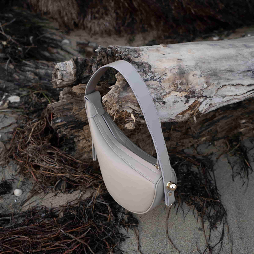 Sac bandoulière en cuir ACQUA par MARCO Atelier