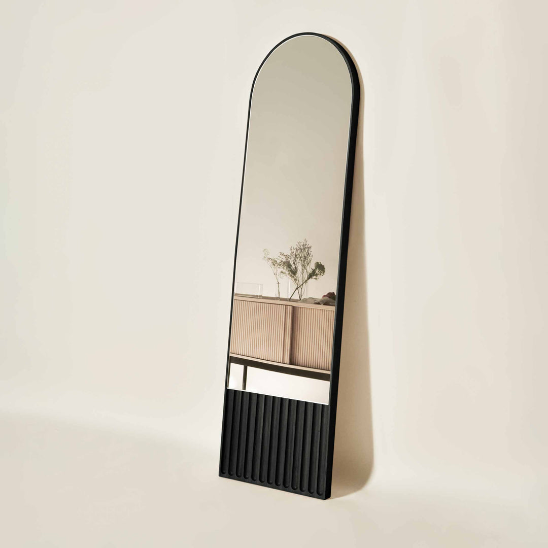 Spiegel aus Eschenholz ALL SIXTH von Cono Studio für Dale Italia