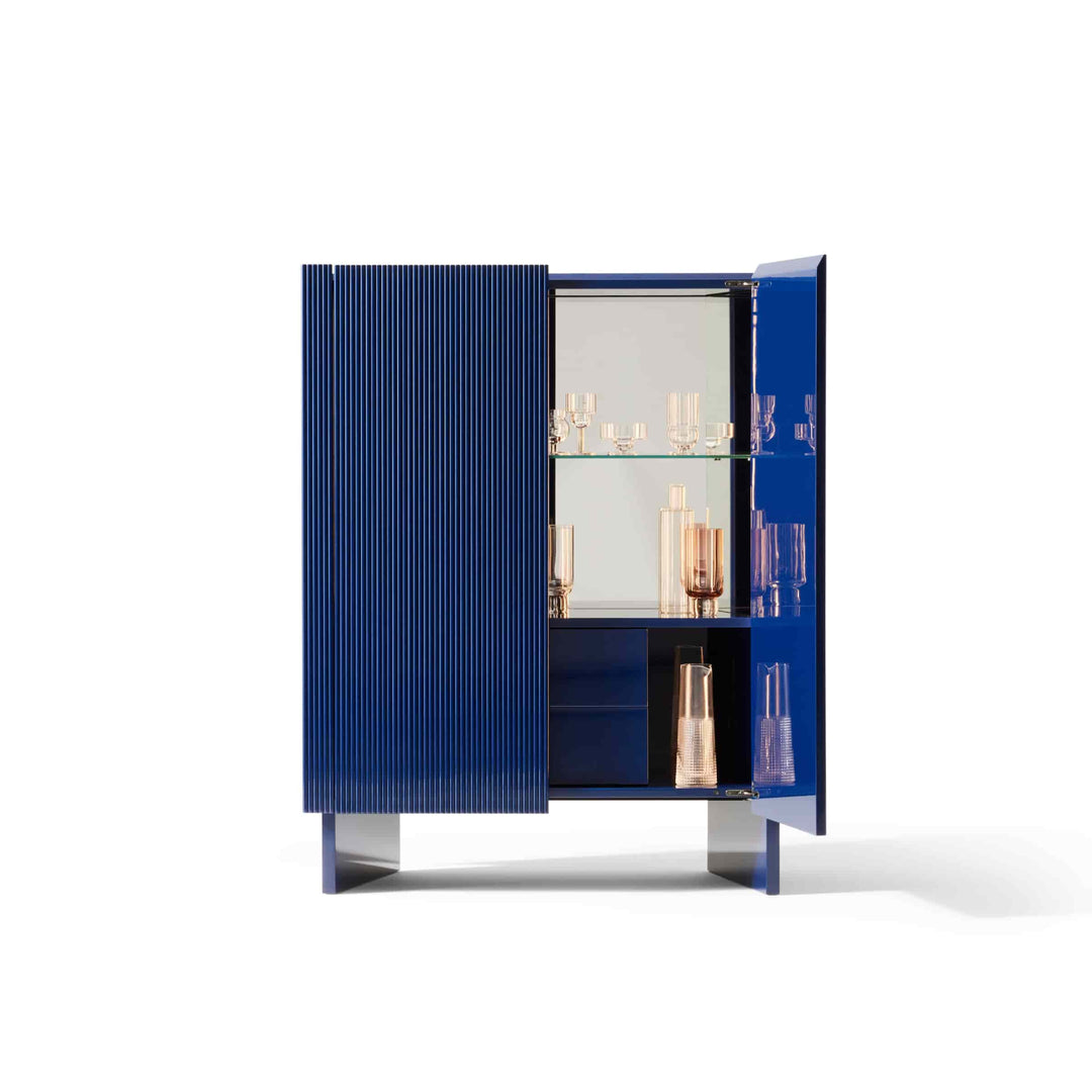 Hoher Schrank HAYAMA, entworfen von Patricia Urquiola für Cassina