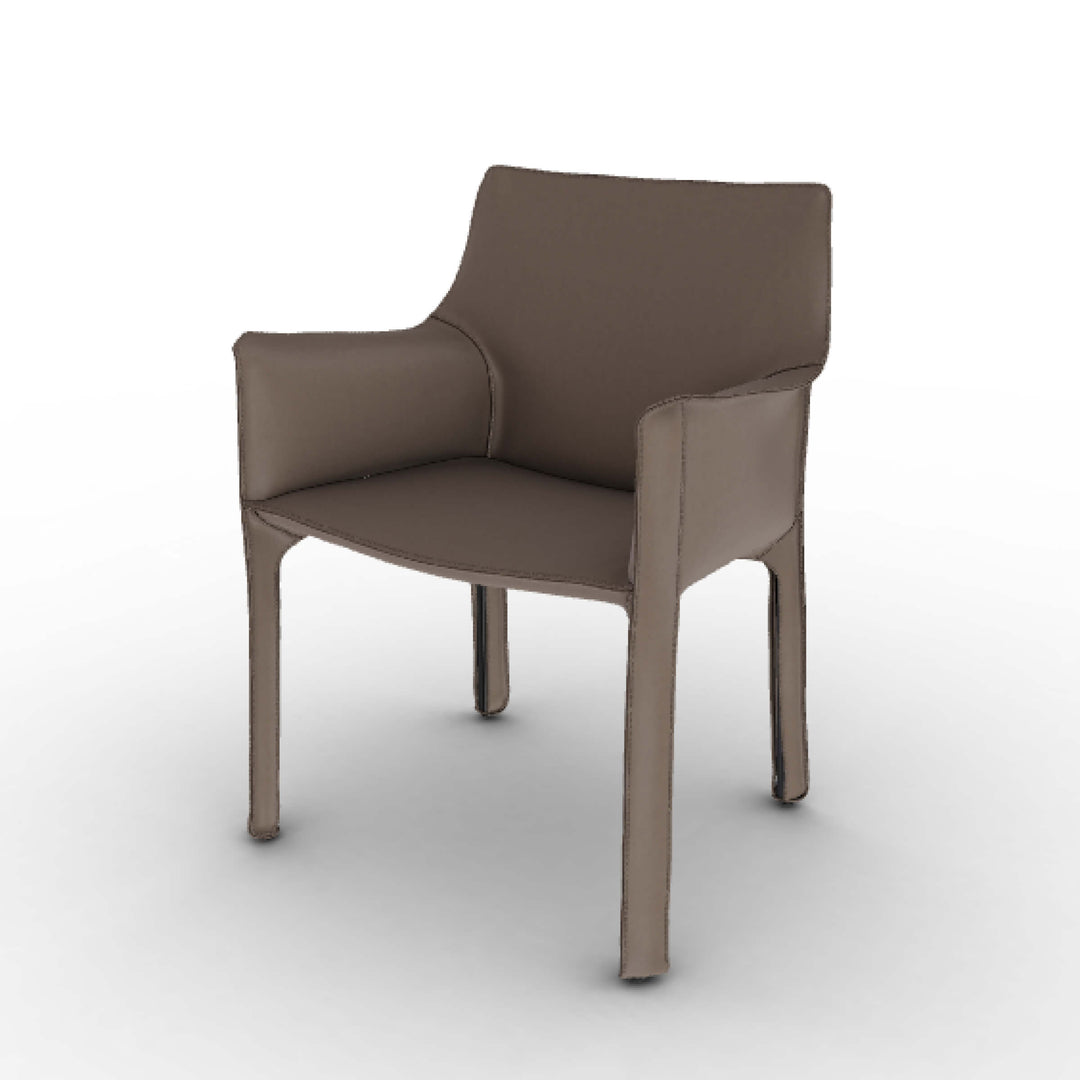 Sillón de cuero CAB 413, diseñado por Mario Bellini para Cassina