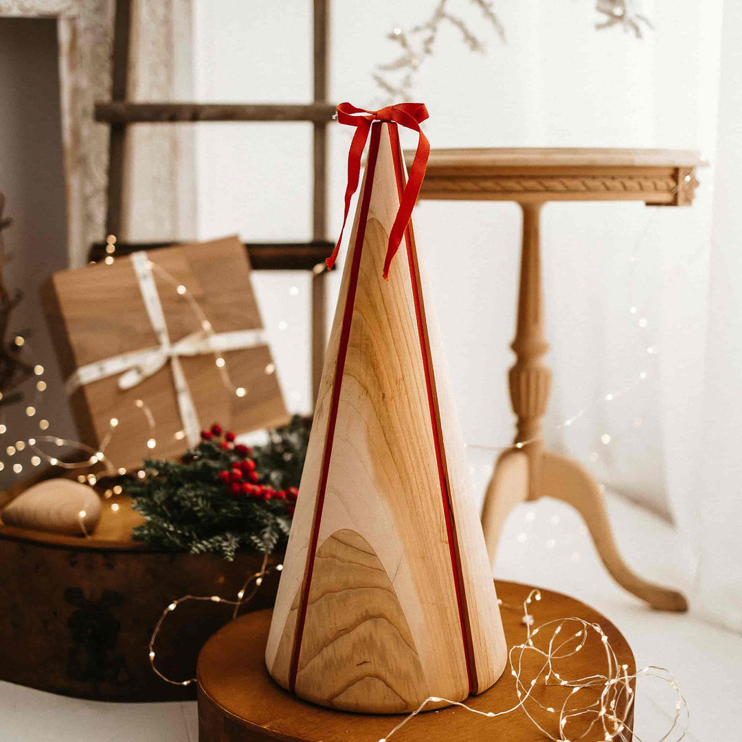 Albero di Natale in Legno Sostenibile XMAS OK di Odzen Kose per Riva 1920