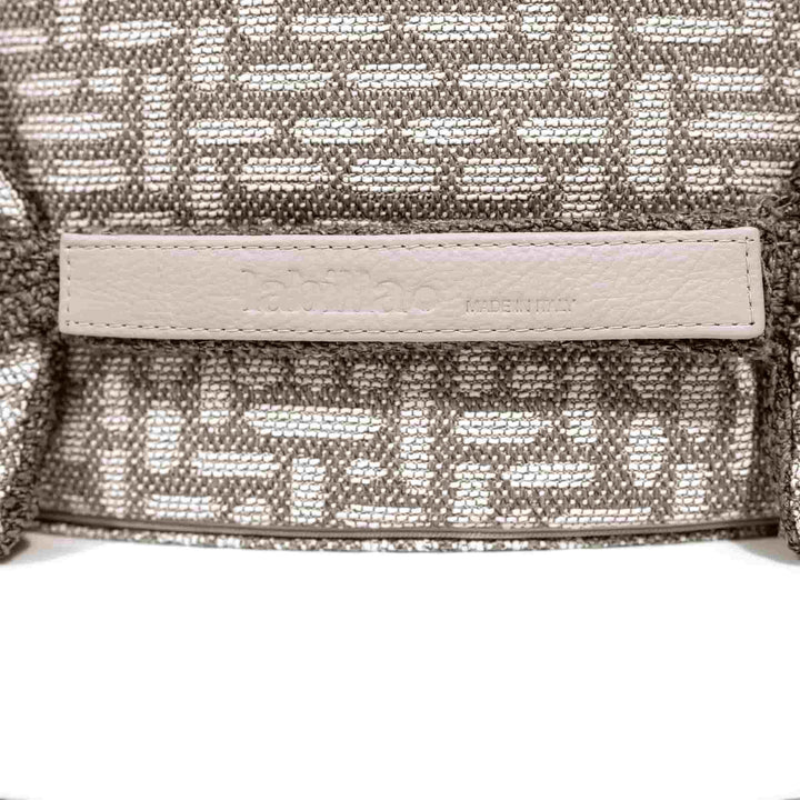 Cuccia da Esterno per Animali TULIPANO di Valeria Pompa per Labilla