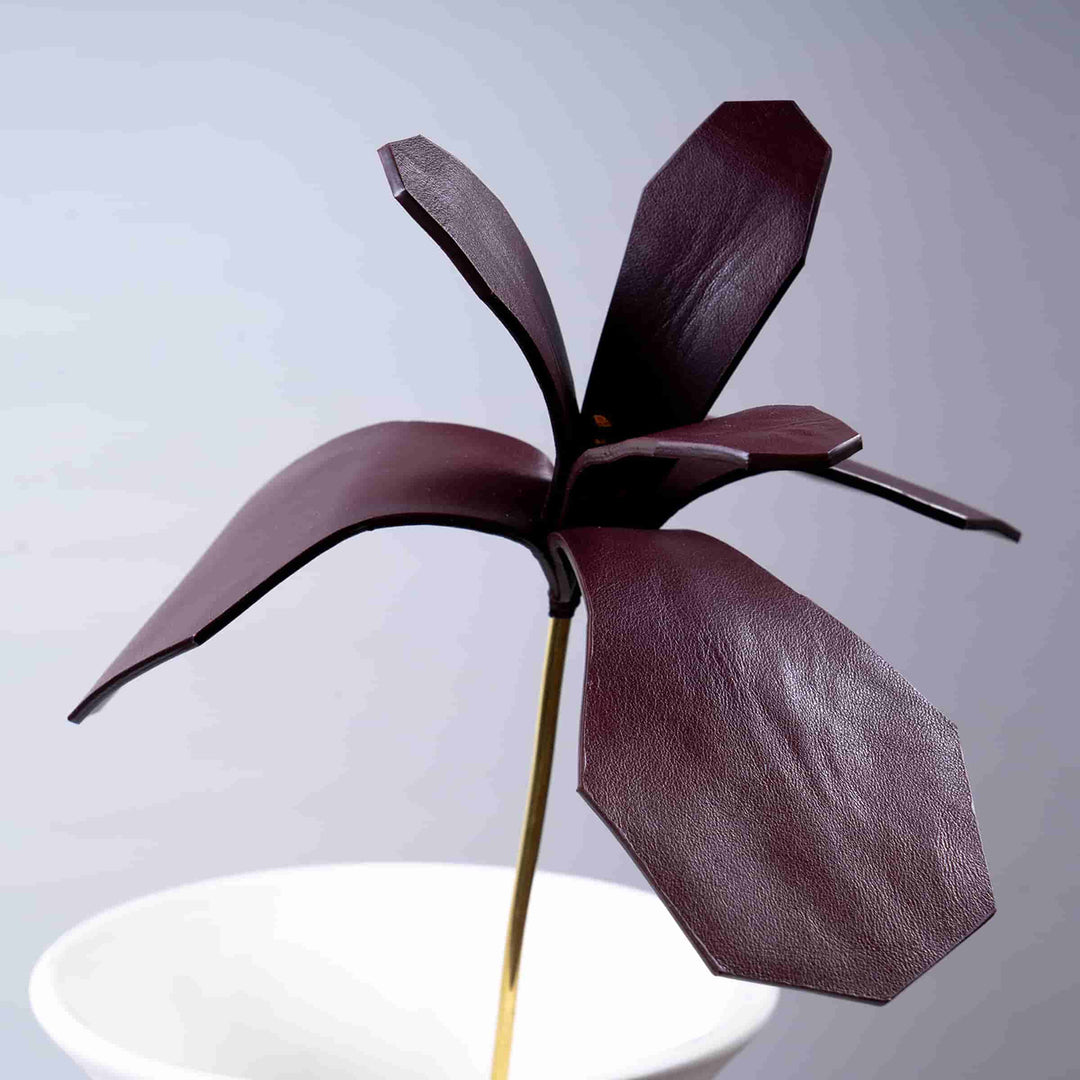 Leather Decorative Object ÈDEN by MARCO Atelier