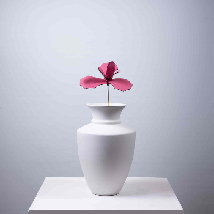 Leather Decorative Object ÈDEN by MARCO Atelier