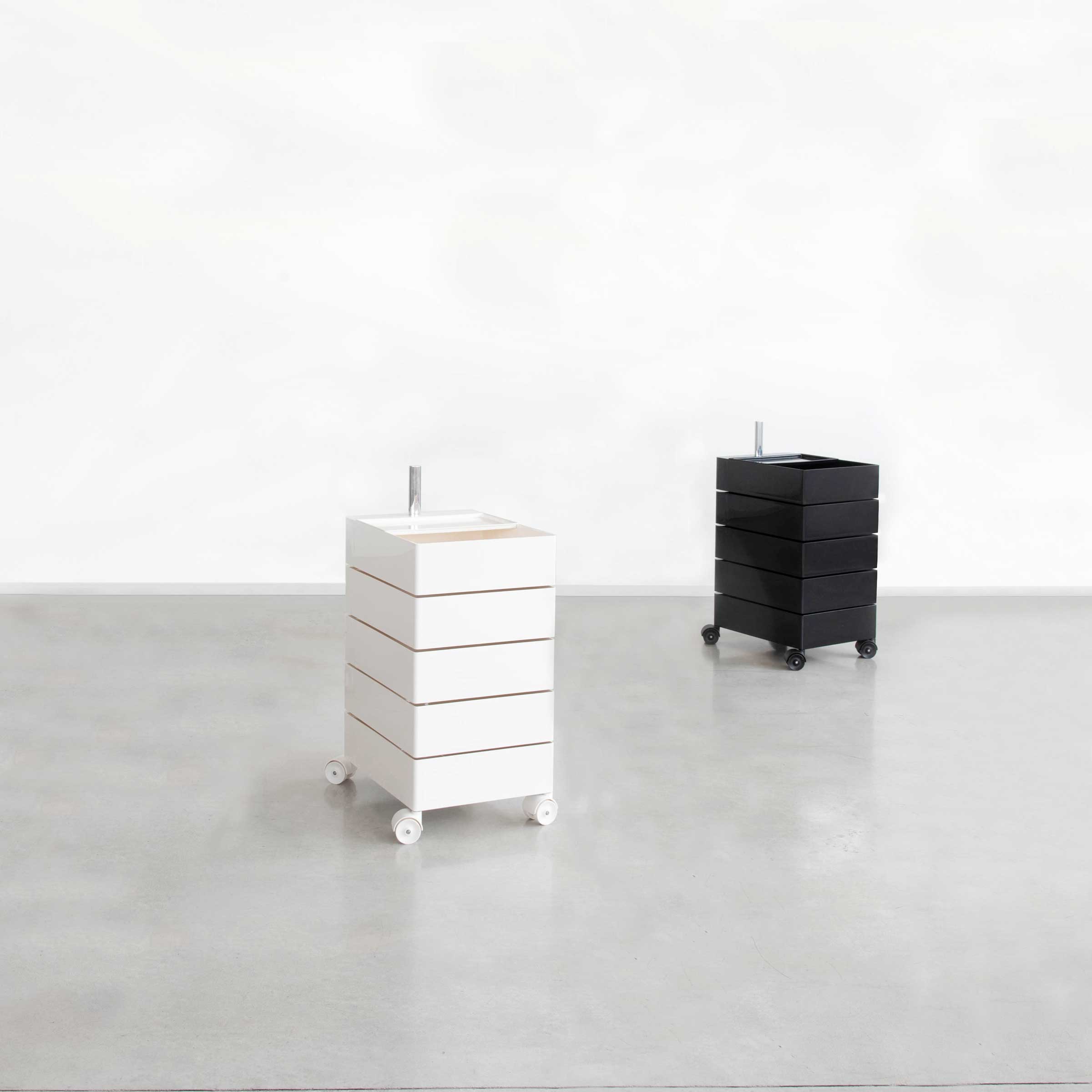 Drawer Unit on Wheels 360° by Konstantin Grcic for Magis. Shop on