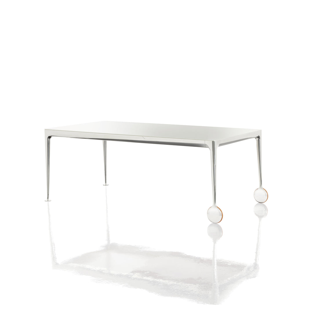Dining Table BIG WILL by Philippe Starck for Magis 01