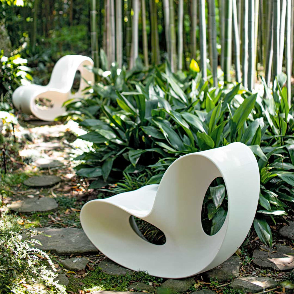 Outdoor Rocking Chair VOIDO by Ron Arad for Magis 02