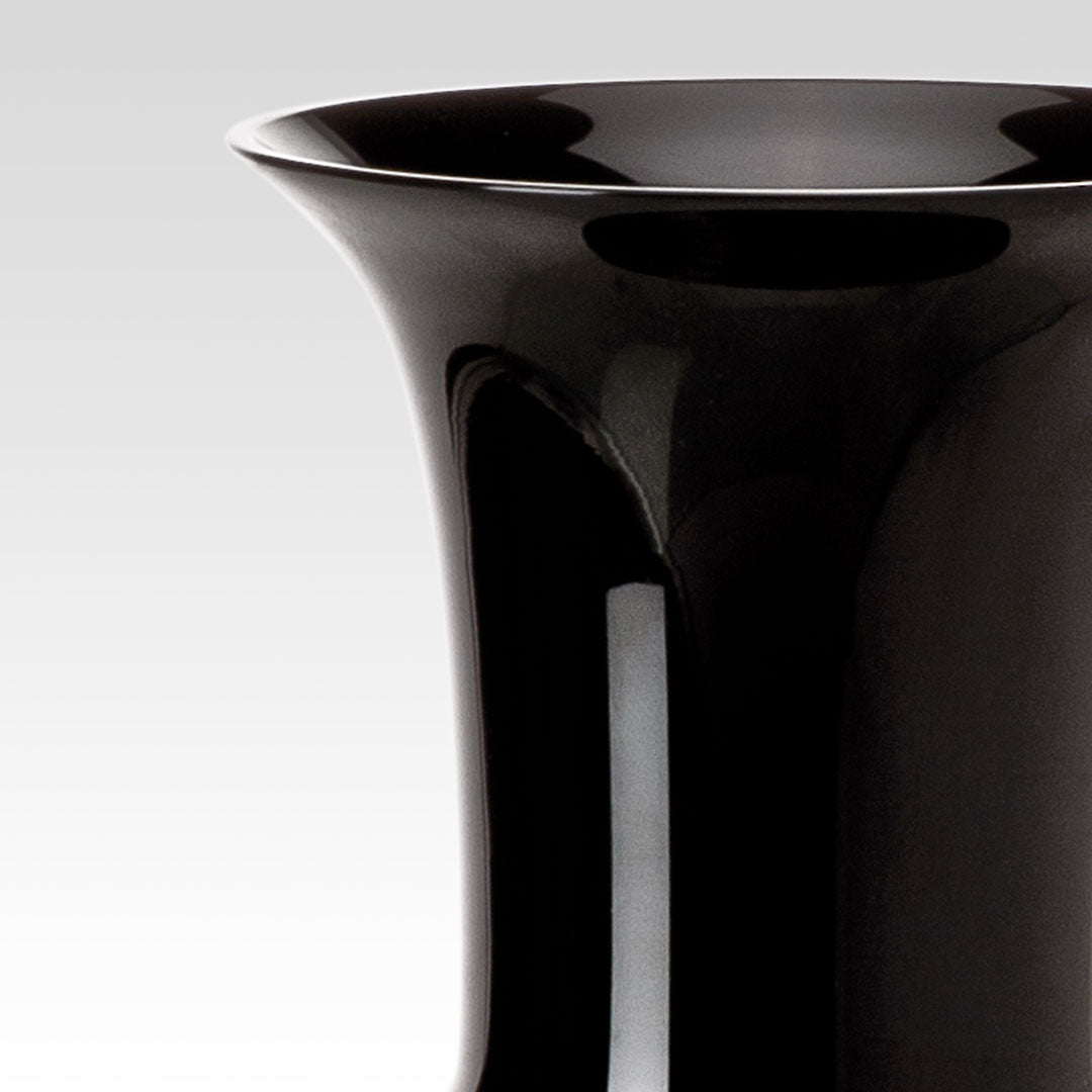ヴェニーニのムラーノガラス花瓶オパリーノ。Design Italyでお買い物