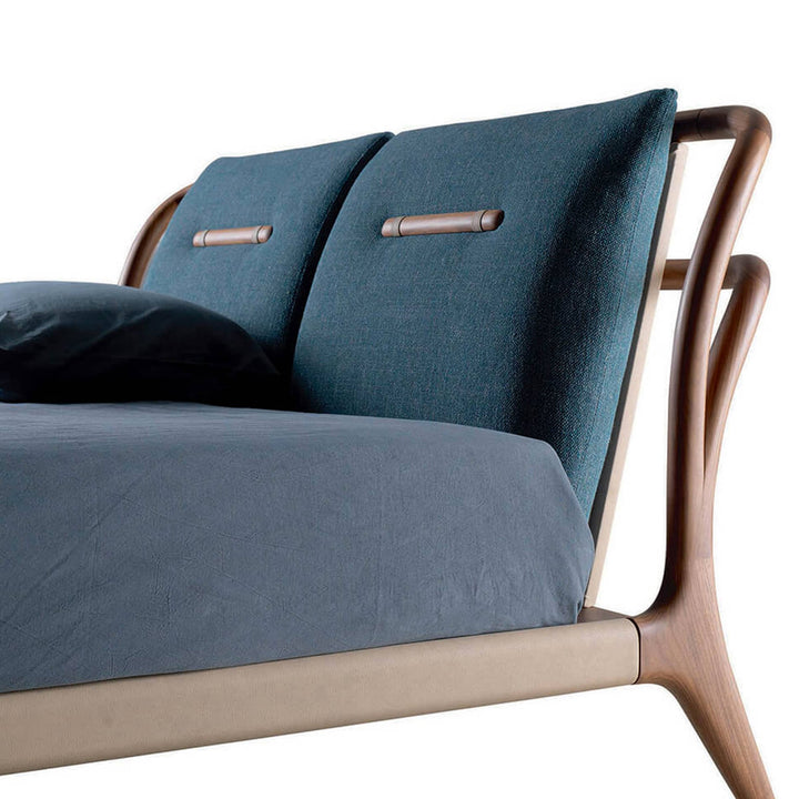 Lit en bois de noyer SMUSSO par Dale Italia