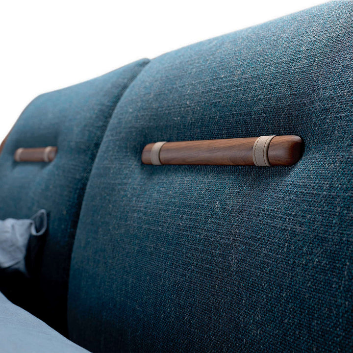 Lit en bois de noyer SMUSSO par Dale Italia