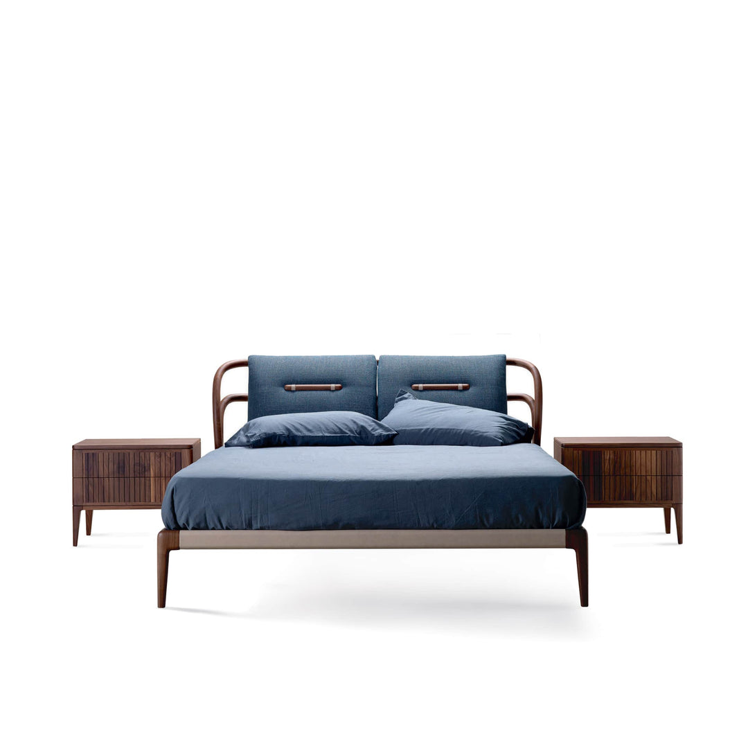 Lit en bois de noyer SMUSSO par Dale Italia