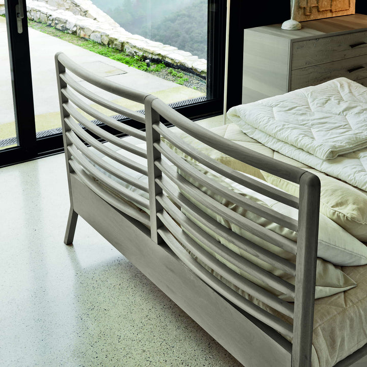 Lit en bois de noyer ESSENTIA par Dale Italia