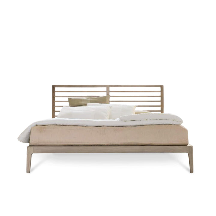 Lit en bois de noyer ESSENTIA par Dale Italia