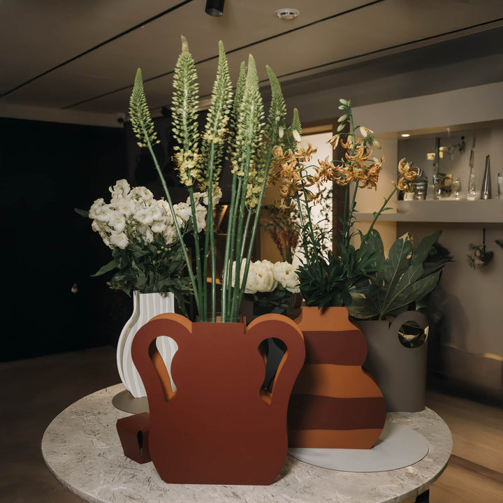 Objet décoratif en cuir VASE OTTO par Gianpaolo Venier pour ADJ STYLE