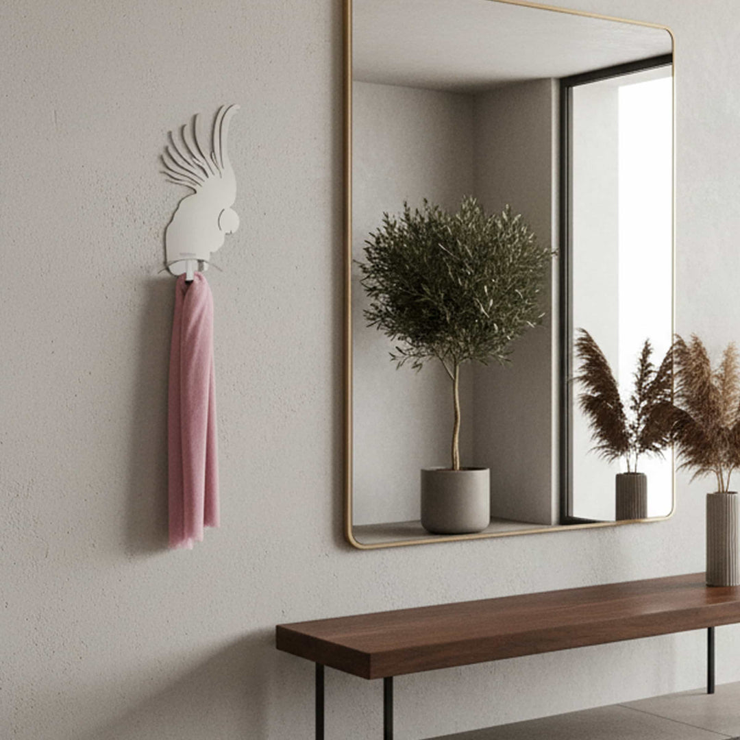 Wall-Mounted-Clothes-Hanger-CACCIA_GROSSA-Cacatua-Lettera_G-2400x2400
