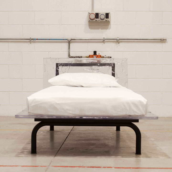 Bed AMANTE by Andrea Bertinotti for Sturm Milano 03