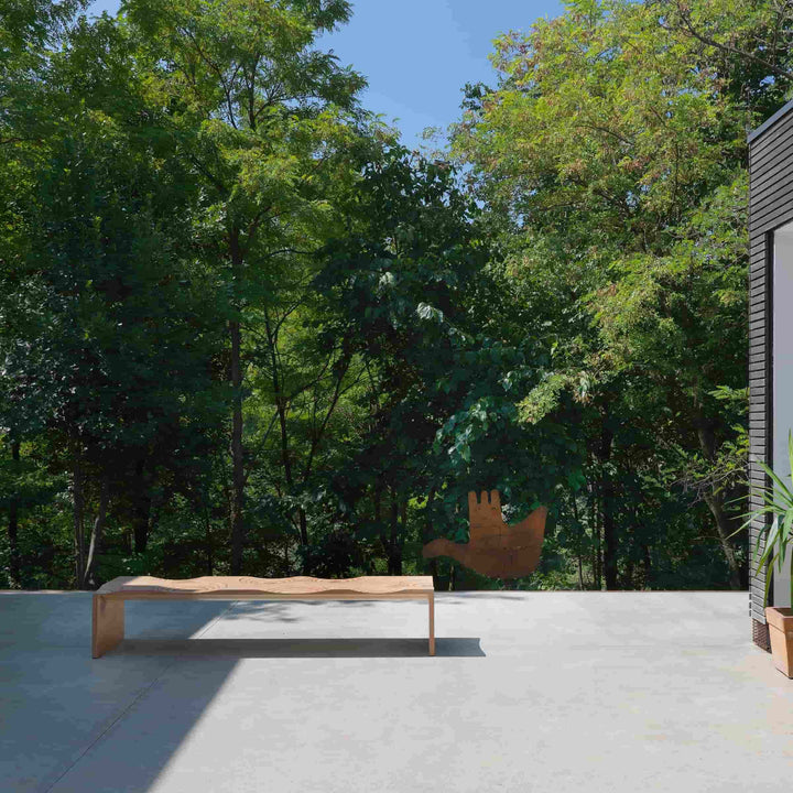 Outdoor-Holzbank RIPPLES von Toyo Ito für Horm