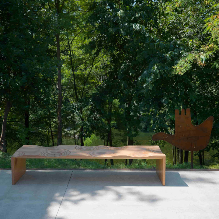 Outdoor-Holzbank RIPPLES von Toyo Ito für Horm