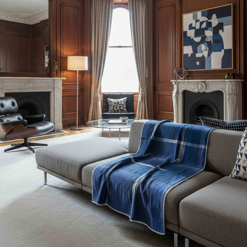 Wool-Throw-Blanket-MADORI_AO-Stormo-Studio-Lanificio_Leo-02-2400x2400