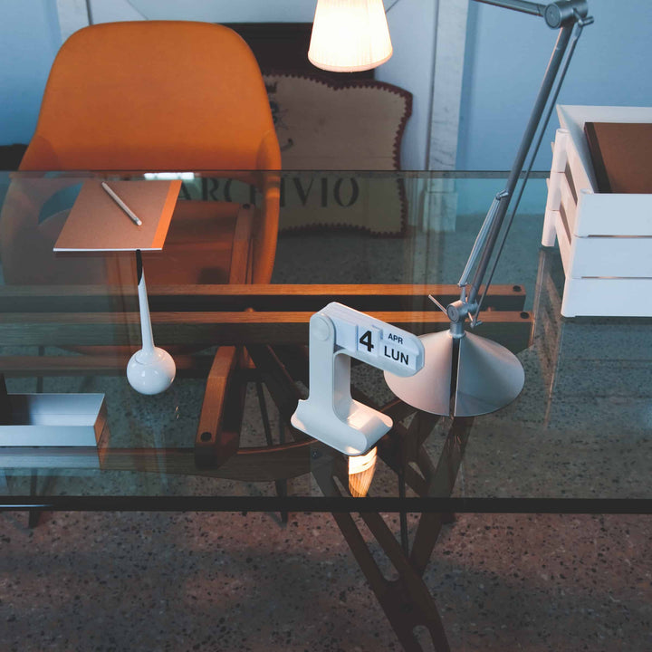 Tavolo da Pranzo REALE Omaggio a Carlo Mollino di Zanotta