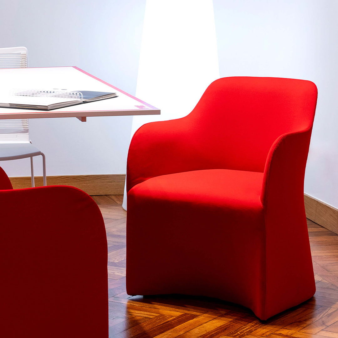 Visitor Armchair MAGGY BIG by Viganò