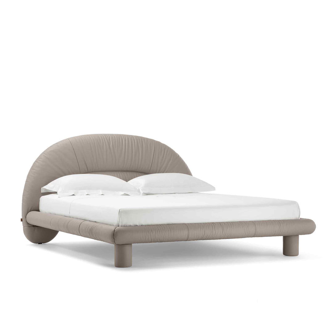 Bed LIELOW by Faye Toogood for Poltrona Frau
