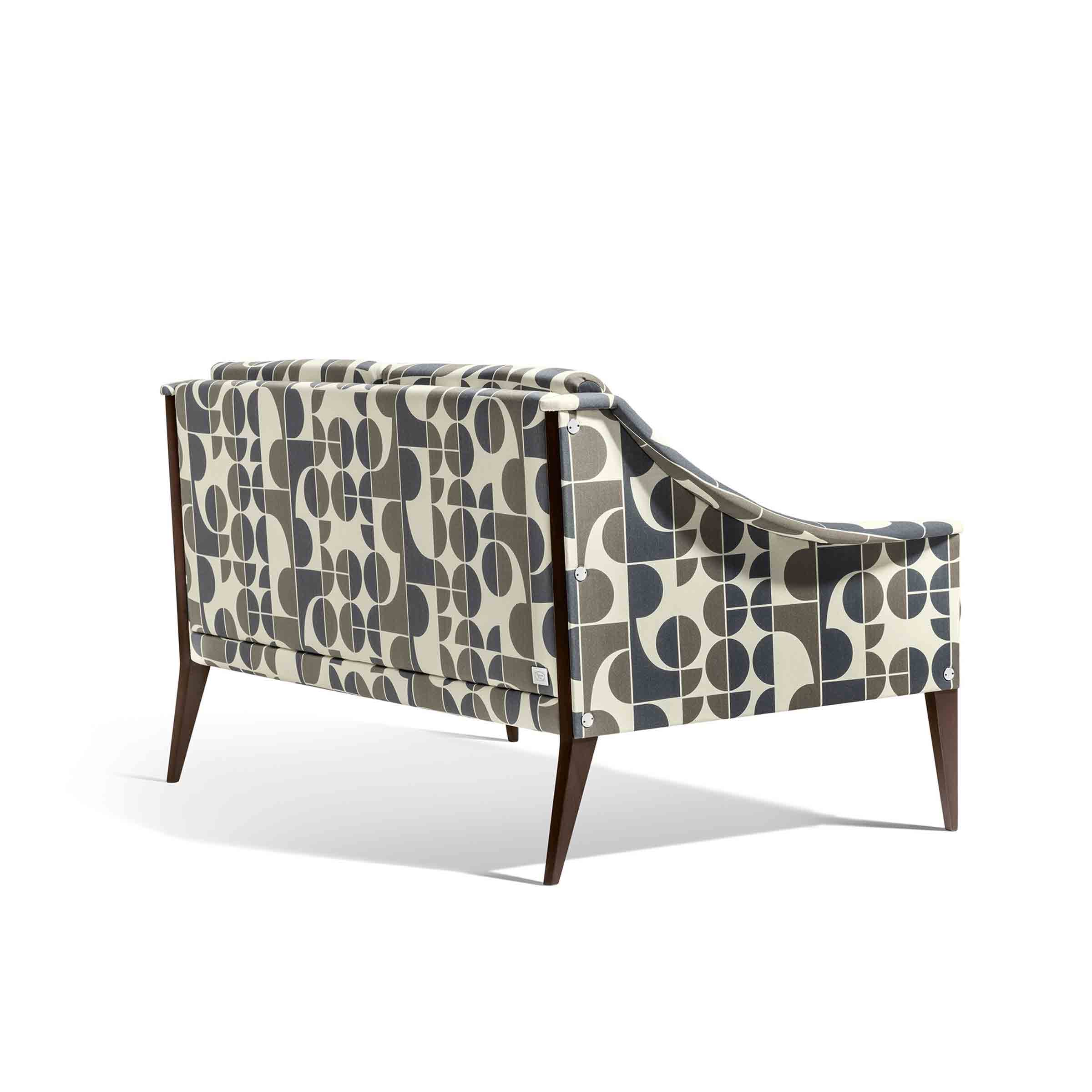 Leather Sofa DEZZA 24 by Gio Ponti for Poltrona Frau. Shop on