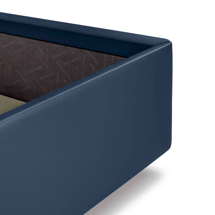 Leather Storage Bed FERDINANDEA by Design Centre for Poltrona Frau 06
