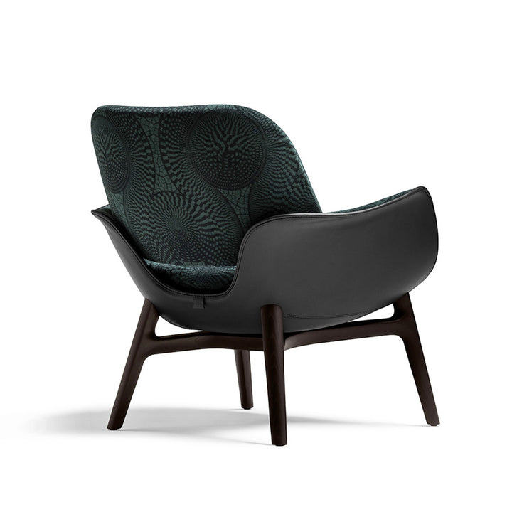 Small Armchair MARTHA by Ozwald Boateng for Poltrona Frau 3