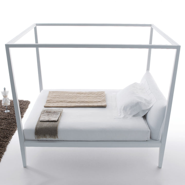 Lit à baldaquin MOHELI par Orizzonti pour Horm