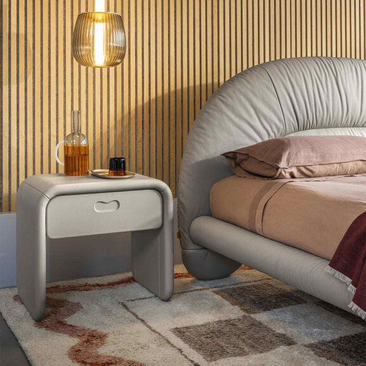 Bed LIELOW by Faye Toogood for Poltrona Frau