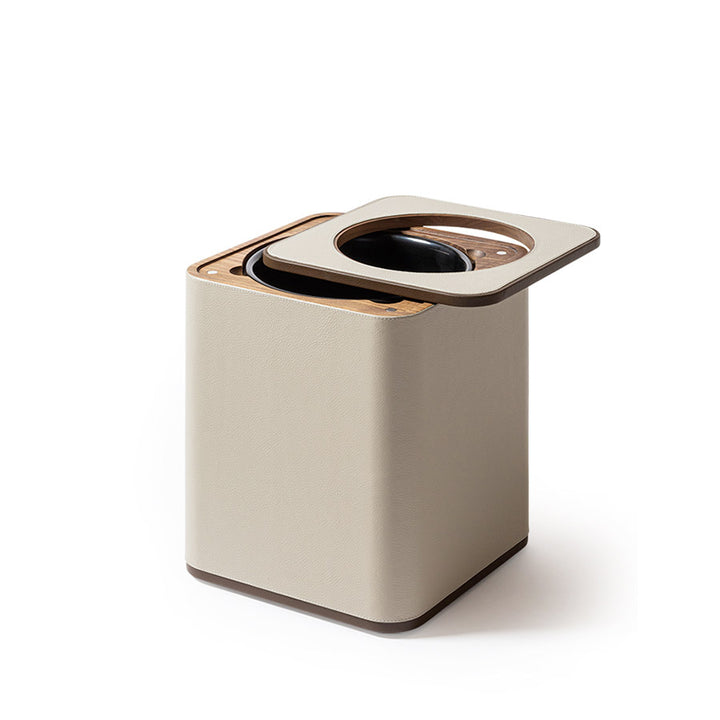 Leather Wastepaper Bin OFFICE COLLECTION by Giobagnara for Poltrona Frau 1