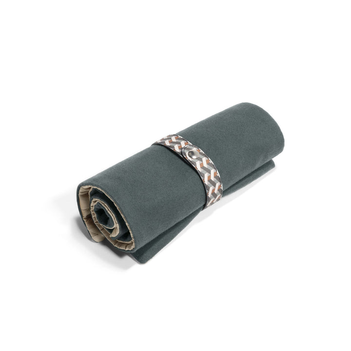 Tapis de Voyage en Laine et Tissu PET COLLECTION par Poltrona Frau Style & Design Centre