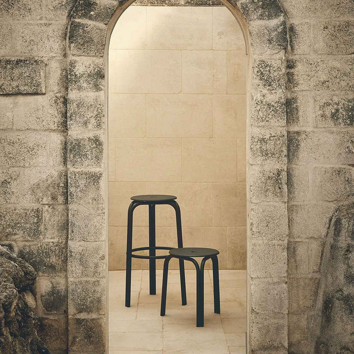Salò low stool, compact and sturdy outdoor seat