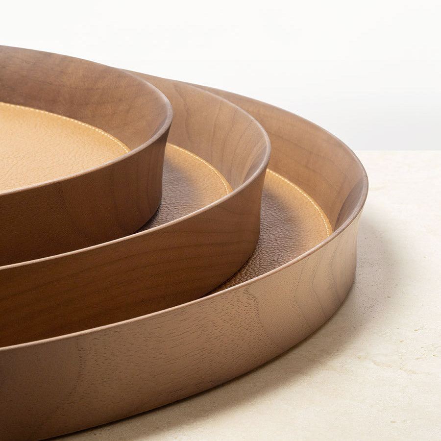 Leather Tray TABLEWARE COLLECTION by Giobagnara for Poltrona Frau 2