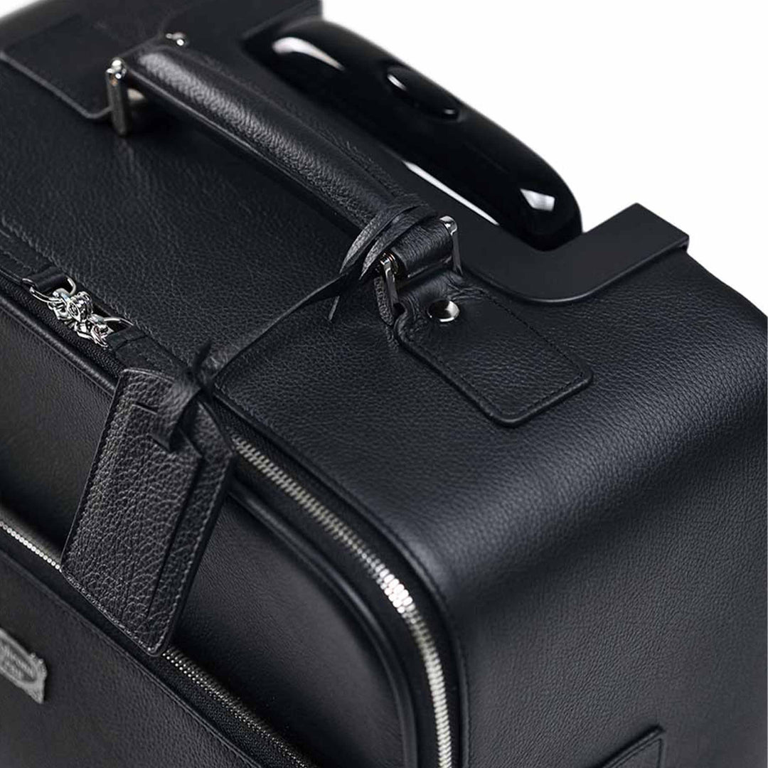 Trolley de piel TRAVELLER'S COLLECTION del Poltrona Frau Style & Design Centre