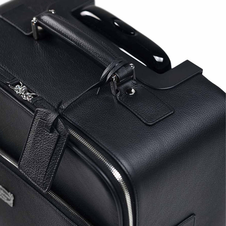 Trolley de piel TRAVELLER'S COLLECTION del Poltrona Frau Style & Design Centre