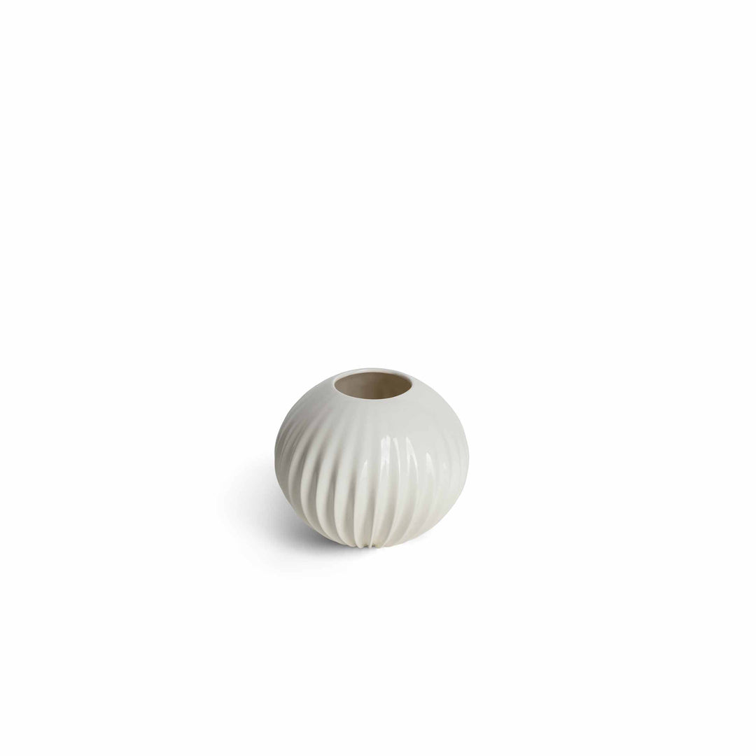 Ceramic Vase SHIWA by Yuki Nara for Poltrona Frau