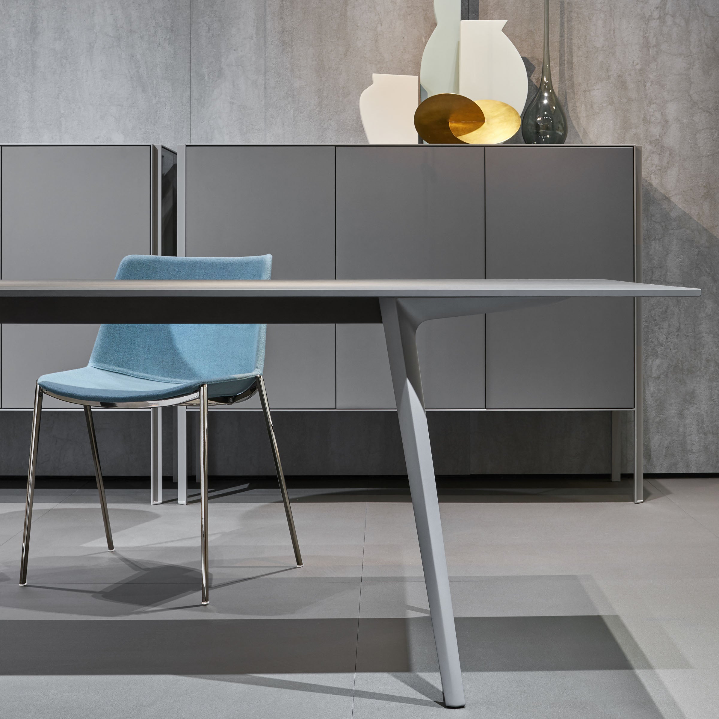 Table AXY by Claudio Bellini for MDF Italia. Shop on Design Italy