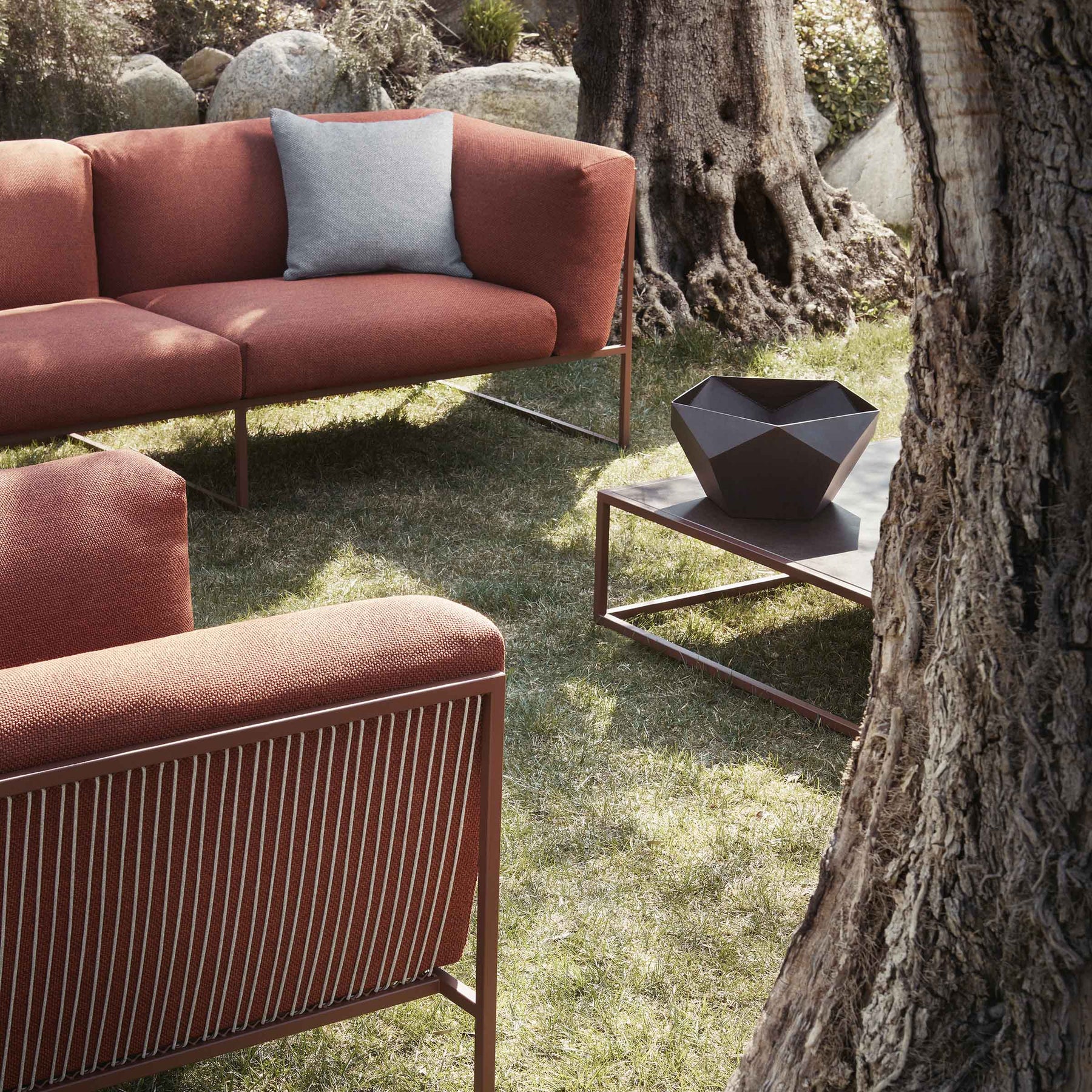 Sofa ARPA DIVANO by Ramón Esteve Estudio for MDF Italia. Shop on Design ...